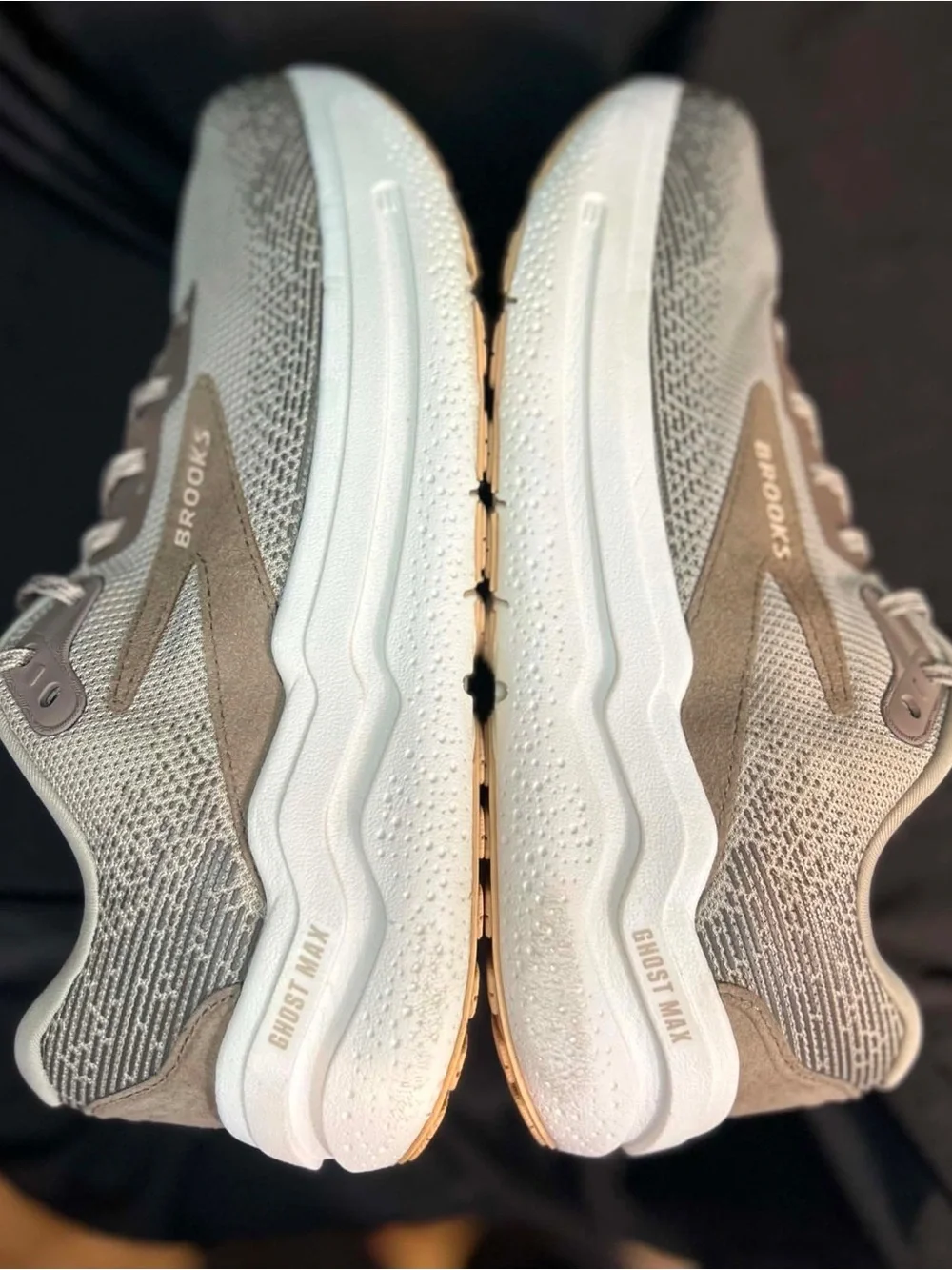 Brooks Ghost Max 2 - Men’s Size 10 (Like New)